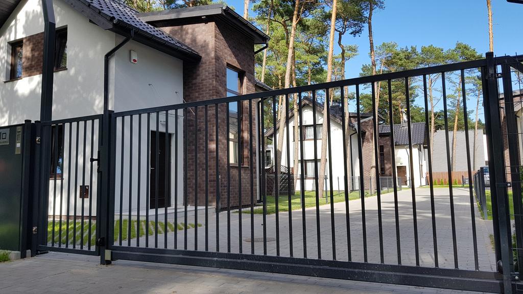 Leo Royal Home Pobierowo Zewnętrze zdjęcie